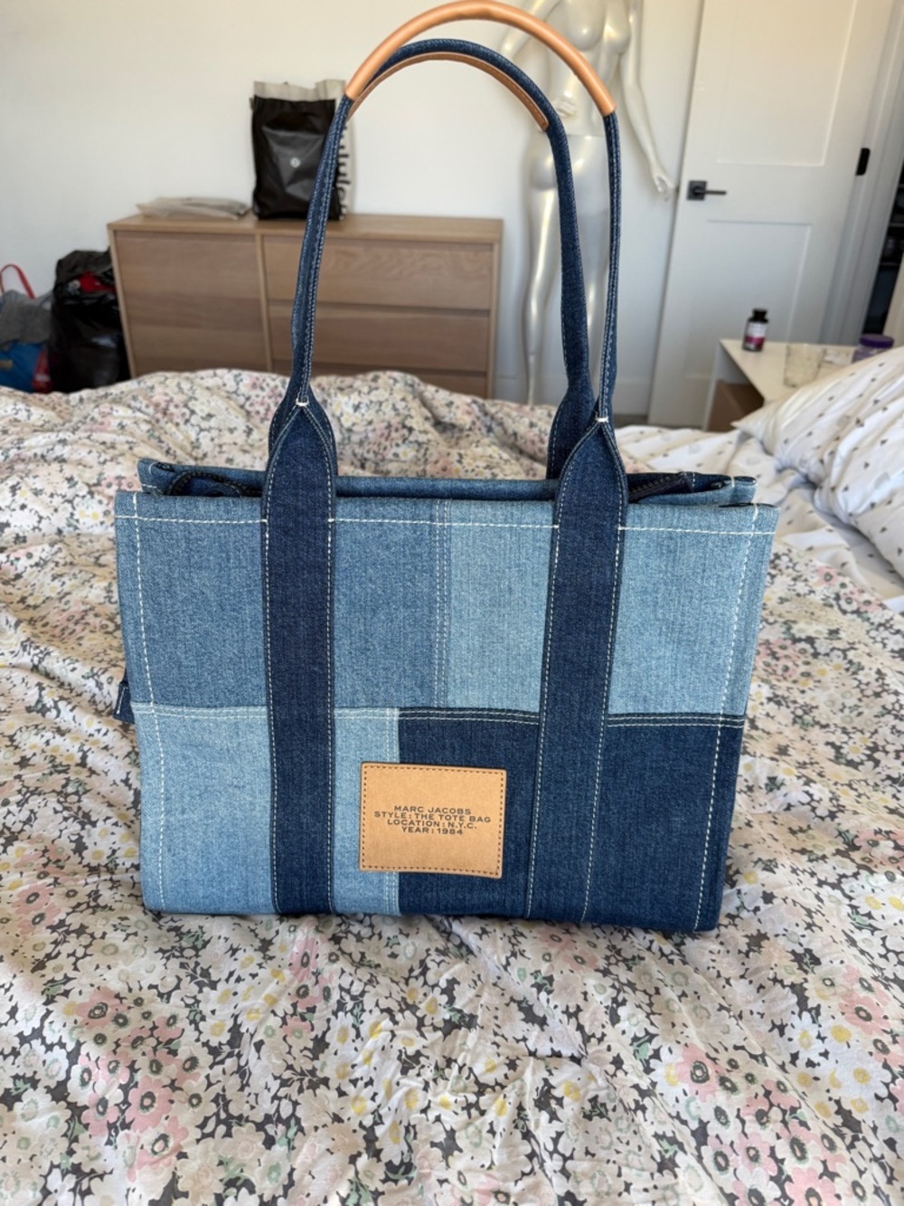 Marc Jacobs The Tote Bag LARGE Blue Denim - Picture 4 of 14